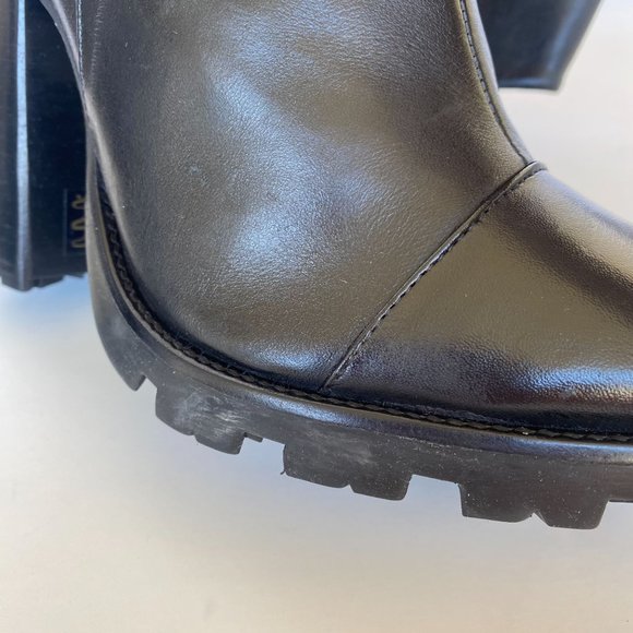 NIB SCHUTZ S-TALL BLACK LEATHER LUG SOLE KNEE HIGH BOOTS SZ 8.5 - Picture 12 of 13